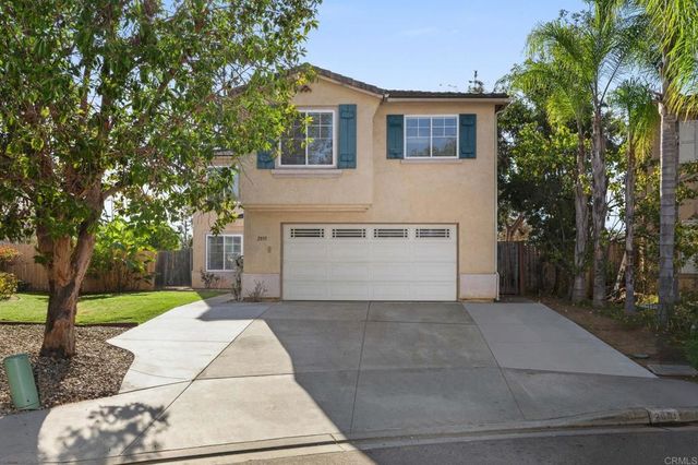 2891 Oakwood Creek Way, Escondido, CA 92027