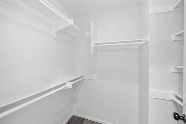 2891 Oakwood Creek Way, Escondido, CA 92027