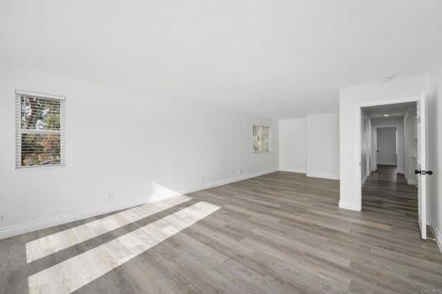 2891 Oakwood Creek Way, Escondido, CA 92027