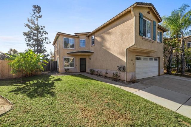 2891 Oakwood Creek Way, Escondido, CA 92027