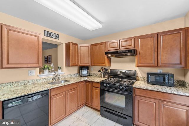 14422 SALISBURY PLAIN CT, Centreville, VA 20120