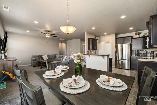 1838 E Porter St, Kuna, ID 83634