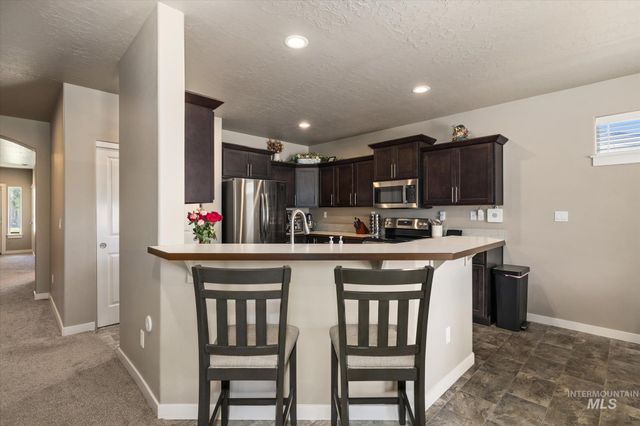 1838 E Porter St, Kuna, ID 83634