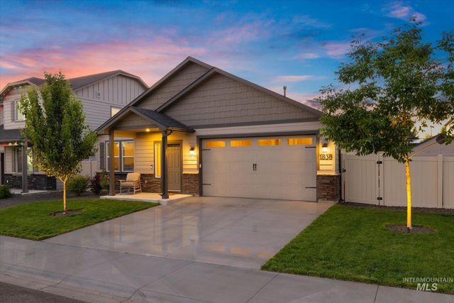 1838 E Porter St, Kuna, ID 83634