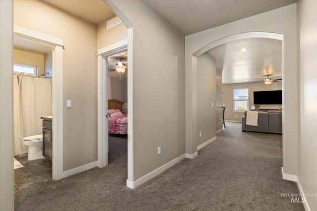 1838 E Porter St, Kuna, ID 83634