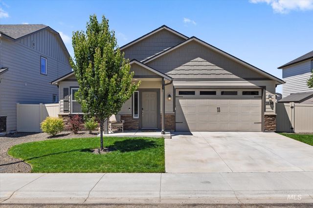 1838 E Porter St, Kuna, ID 83634