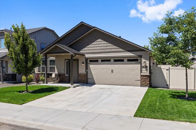 1838 E Porter St, Kuna, ID 83634