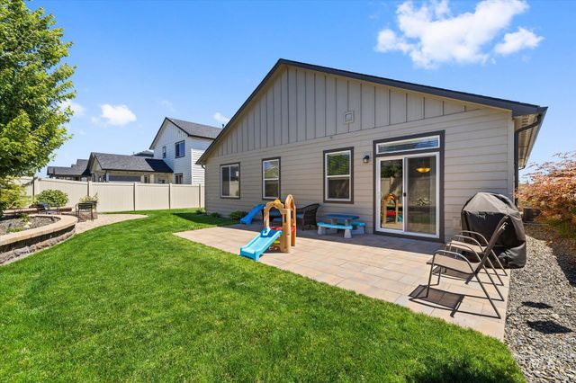 1838 E Porter St, Kuna, ID 83634