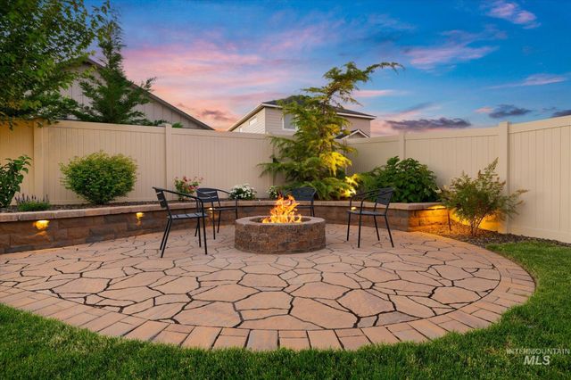 1838 E Porter St, Kuna, ID 83634