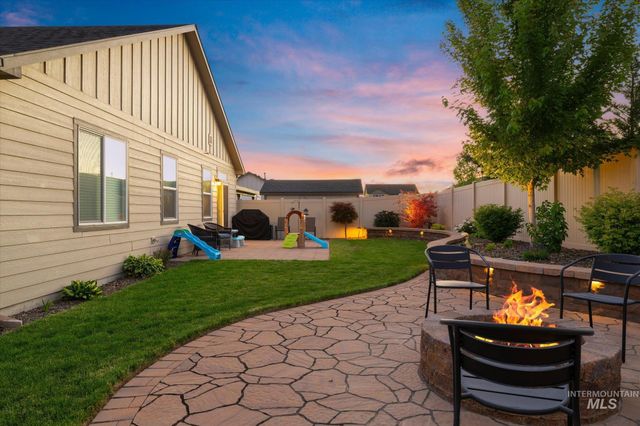 1838 E Porter St, Kuna, ID 83634