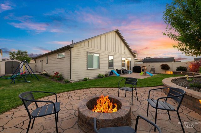 1838 E Porter St, Kuna, ID 83634