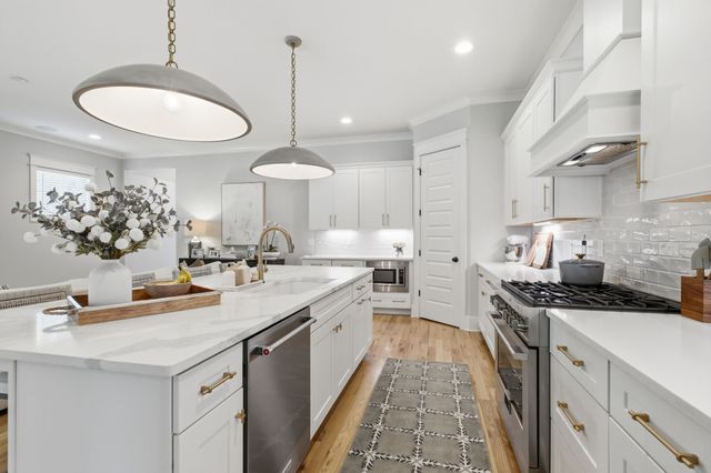 4018A Woodmont Blvd, Nashville, TN 37205