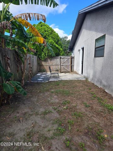 1055 STOCKS Street, Atlantic Beach, FL 32233