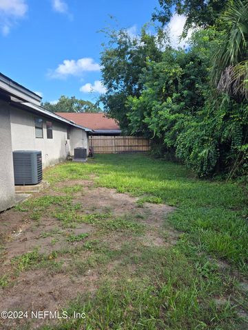 1055 STOCKS Street, Atlantic Beach, FL 32233