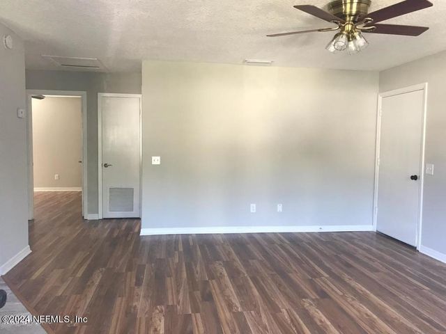 1055 STOCKS Street, Atlantic Beach, FL 32233