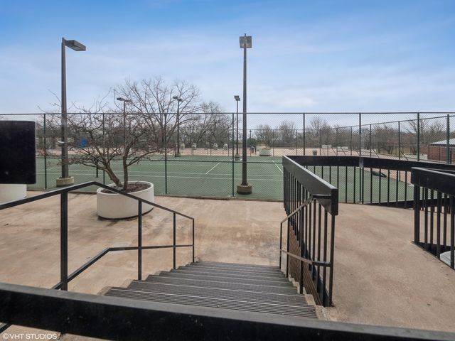 5445 N Sheridan Road 808, Chicago, IL 60640