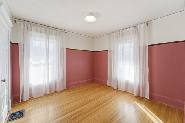 1121 26th Street, Des Moines, IA 50311