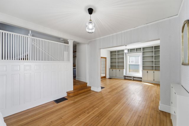 1121 26th Street, Des Moines, IA 50311