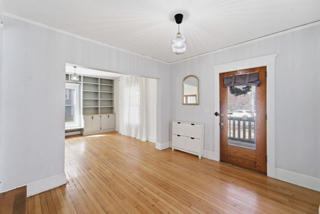 1121 26th Street, Des Moines, IA 50311