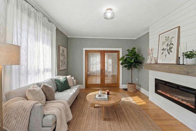 1121 26th Street, Des Moines, IA 50311