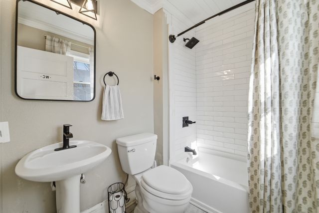 1121 26th Street, Des Moines, IA 50311