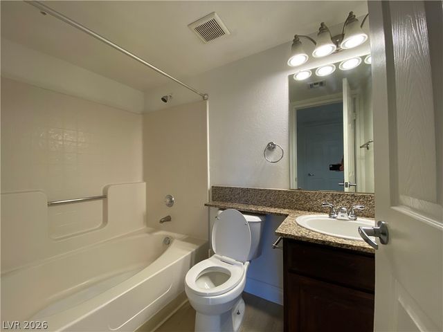 5174 South Jones Boulevard 207, Las Vegas, NV 89118