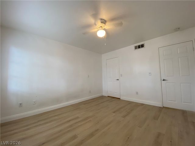 5174 South Jones Boulevard 207, Las Vegas, NV 89118