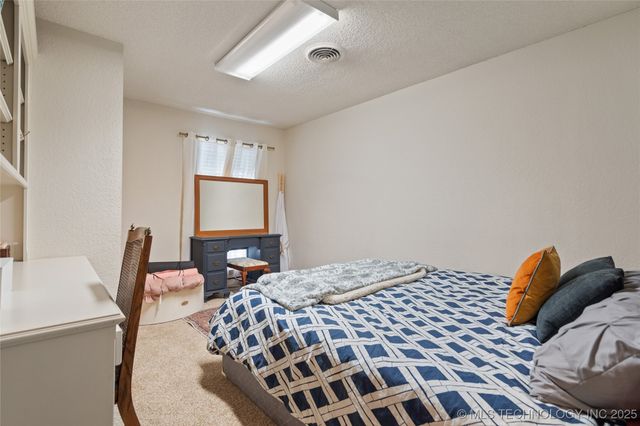 36 Overland Street, Ardmore, OK 73401