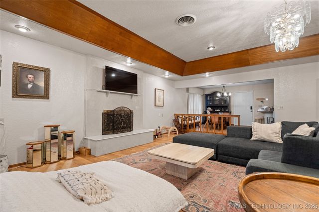 36 Overland Street, Ardmore, OK 73401