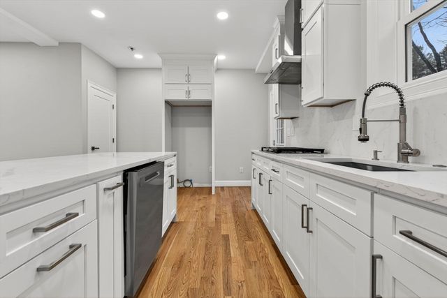 72 Westboro Rd, Grafton, MA 01536