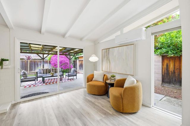 18825 Pendergast Avenue, Cupertino, CA 95014