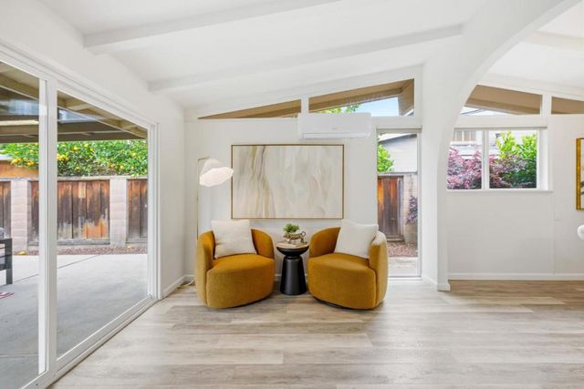 18825 Pendergast Avenue, Cupertino, CA 95014