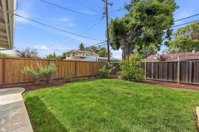 18825 Pendergast Avenue, Cupertino, CA 95014