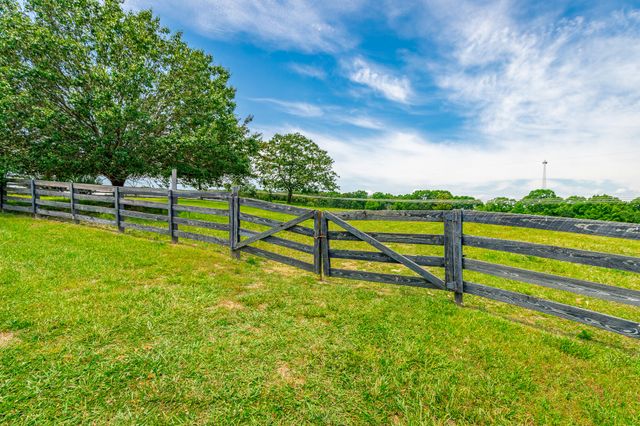 7015 B And K Ranch Road, Georgetown, TN 37336