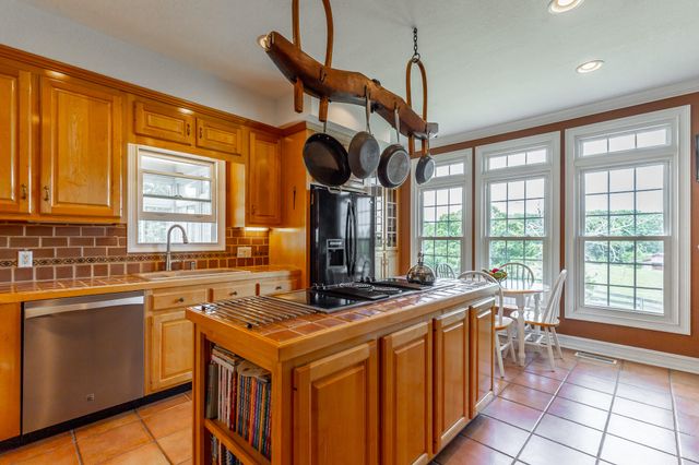 7015 B And K Ranch Road, Georgetown, TN 37336