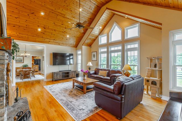 7015 B And K Ranch Road, Georgetown, TN 37336