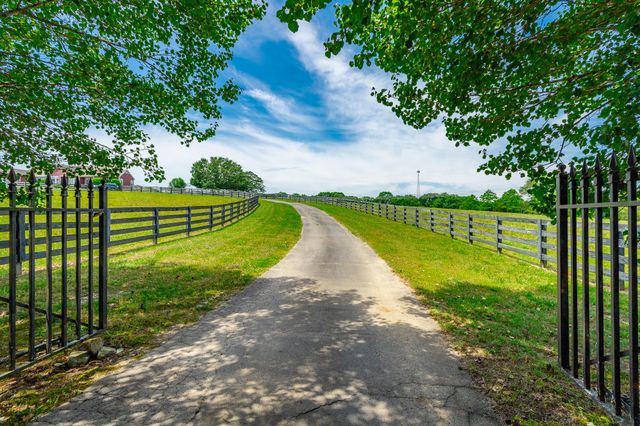 7015 B And K Ranch Road, Georgetown, TN 37336