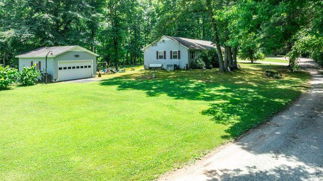 111 Cascade Spring Rd, Hohenwald, TN 38462