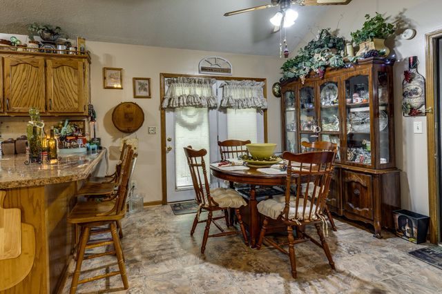 111 Cascade Spring Rd, Hohenwald, TN 38462