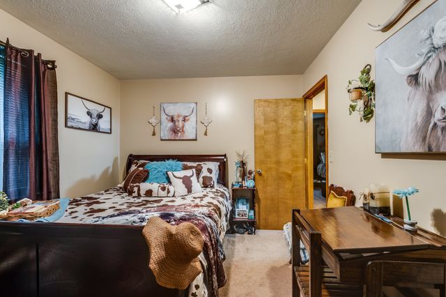 111 Cascade Spring Rd, Hohenwald, TN 38462