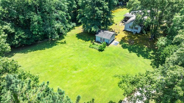 111 Cascade Spring Rd, Hohenwald, TN 38462