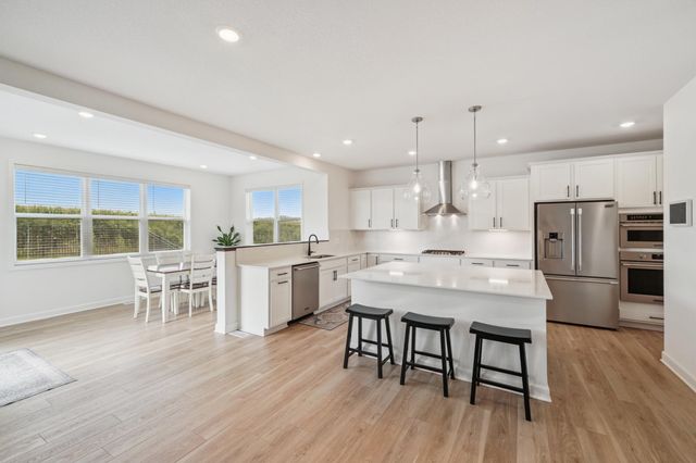 17904 Hinckley Avenue, Lakeville, MN 55044