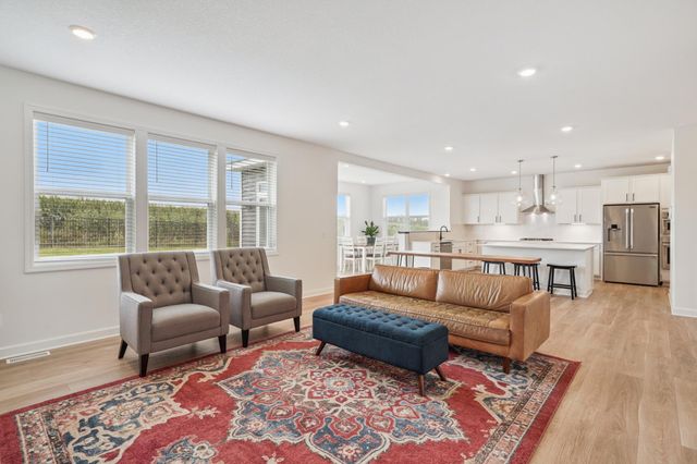 17904 Hinckley Avenue, Lakeville, MN 55044