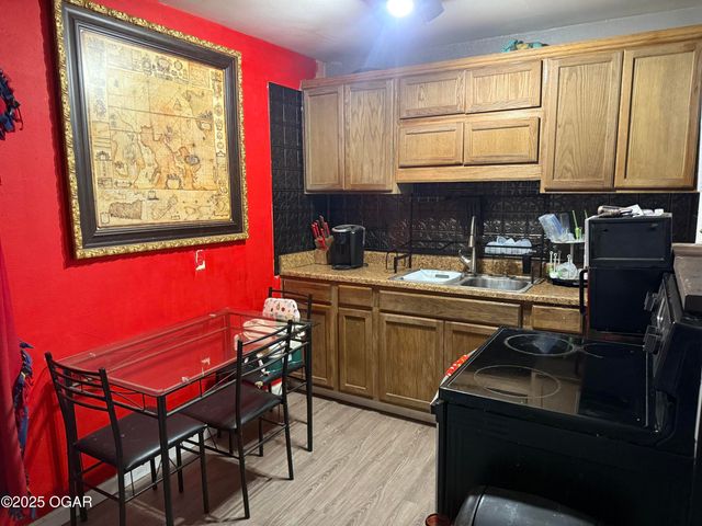 1841 W 21st Street, Joplin, MO 64804