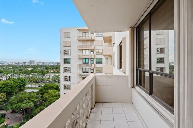 10185 Collins Ave 1211, Bal Harbour, FL 33154