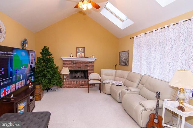 1410 MERLIN CIR, Audubon, PA 19403