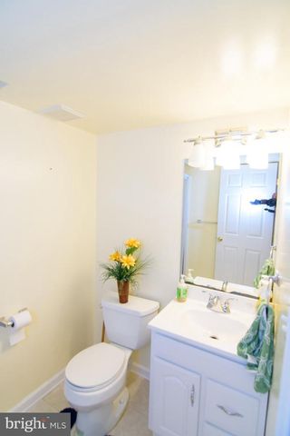 1410 MERLIN CIR, Audubon, PA 19403