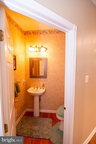 1410 MERLIN CIR, Audubon, PA 19403