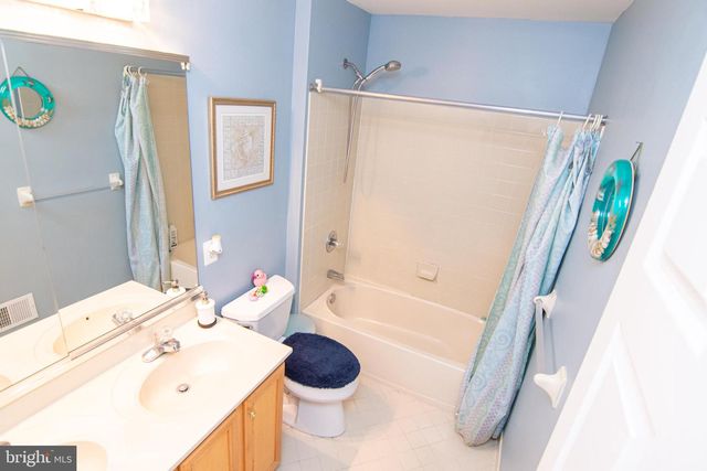 1410 MERLIN CIR, Audubon, PA 19403