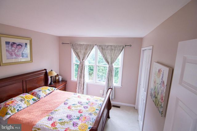 1410 MERLIN CIR, Audubon, PA 19403